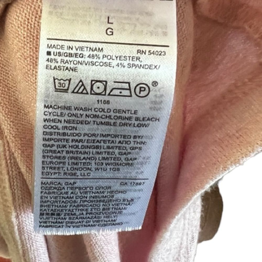 Gap Tank Top - Picture 6 of 6
